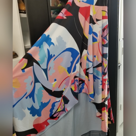 Nicole Miller New York Abstract Print Cutout-Back High-Low Dress - Picture 14 of 16